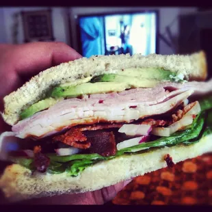 CA club sandwich