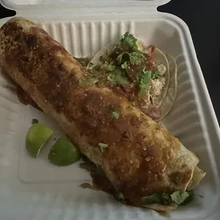 Steak burrito / chicken taco