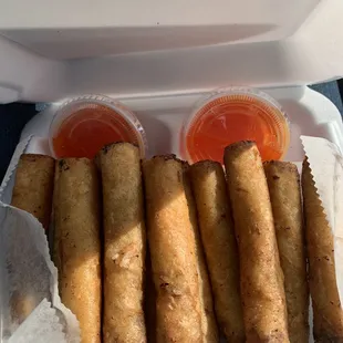 Lumpia was cold and lacked flavor.
