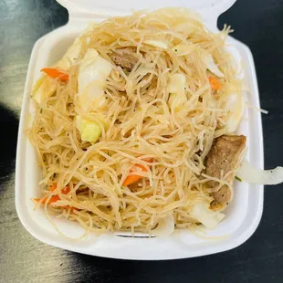 a plate of noodles