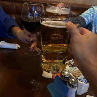 Beer cheers