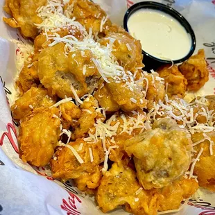Fried Mushrooms ($6 on HH 3-6 everyday)
