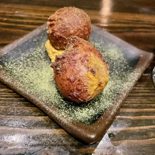 Complimentary starter