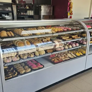 Bakery counter