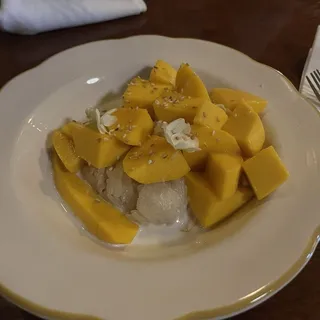 Mango sticky rice