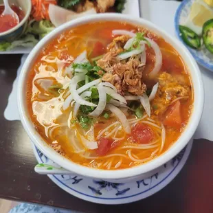 crab and shrimp rice stick soup