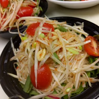 Som Tum (Papaya Salad)