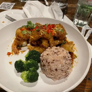 Goong Makarm (Fried Battered Shrimp)