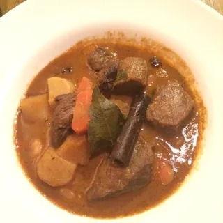 Massaman Beef Curry