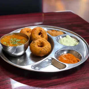 3 Piece Vada Sambar