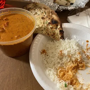 This is Butter Chicken Rice n Garlic Naan...