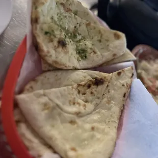 Garlic naan