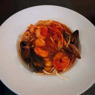 Linguine alla pescatora / $24