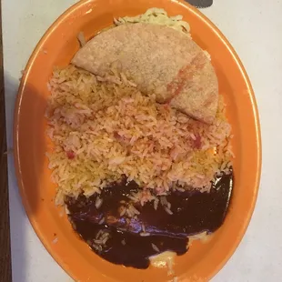a plate of mexican food