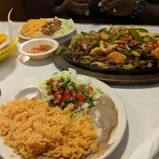 The fajitas supreme for 2 ( chicken, steak, shrimp)