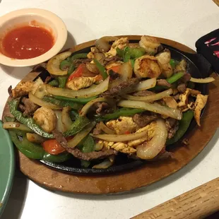 I had the Texas Fajitas which happen to be on special today.