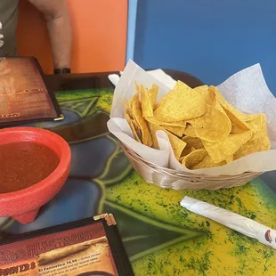 Good chips and salsa!