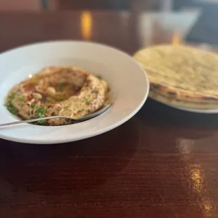 Tahini Hummus