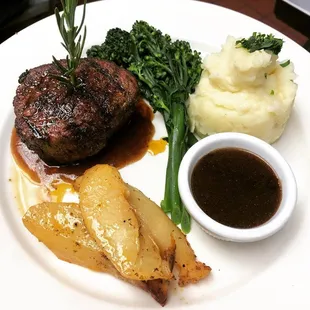Tender, juicy and perfectly cooked fillet mignon!!