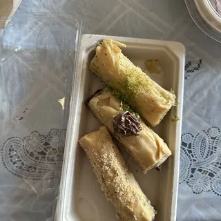 Baklava Trio
