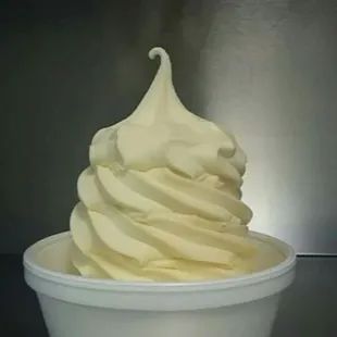 Pineapple Dole Whipped.
Dairy free soft serve.