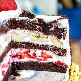 Chocolate Derby Cake ($33/8"Round)