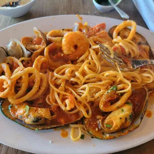 Linguine seafood