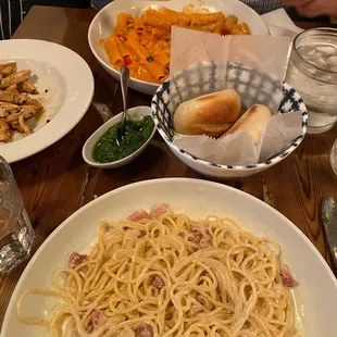 Spaghetti Carbonara, Rigatoni a la Vodka, Bread &amp; Pesto