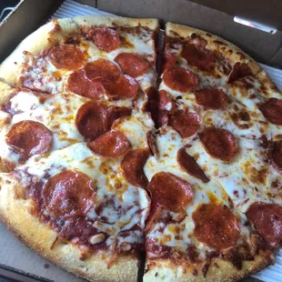 Medium pepperoni Buster