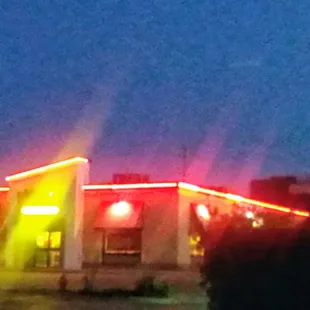 Mazzios front entry at dusk, losts of lighting and plenty of parking for the buffet!