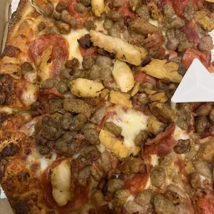 6 meat + chicken on hand tossed