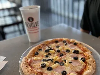 Revolve Pizza Kitchen