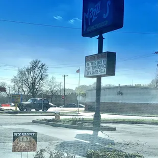 Ordered calzone on their app.  Using drive thru.