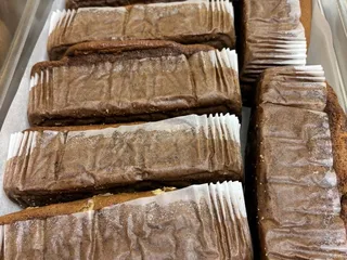 Manny's Bakeshop & Restaurant