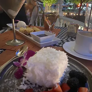 Coconut cake. Beautiful presentation, but that&apos;s about it.