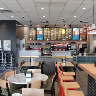 sushi and sashimi, interior