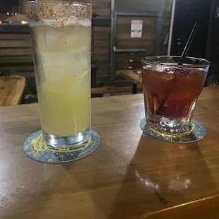 Came in on a Saturday night for a quick drink. Nice vibe. Not too crowded Bartender