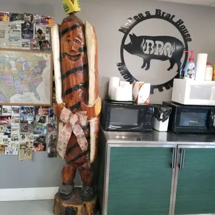 the inside of a restaurant