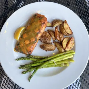 Grilled Salmon with Dijon Sauce