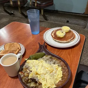 Looks so good! The Chili verde skillet !