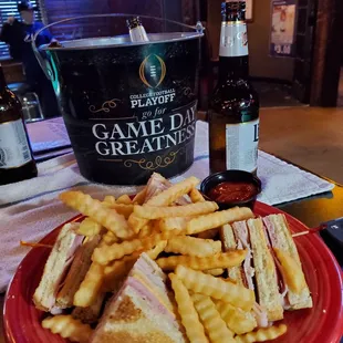 Club sandwich with no veggies