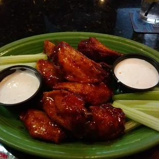 Wings were fresh and really tasty.