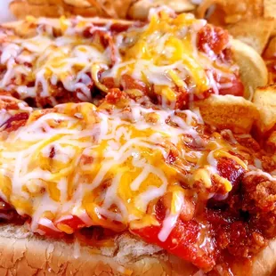 Chili dogs
