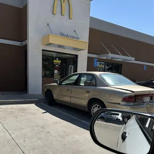 Don't park in curbside parking when you are going inside to order