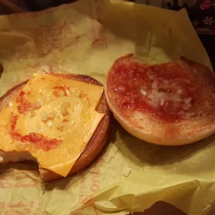 &quot;Where&apos;s the beef?&quot; No, seriously, they forgot to put the patty in the burger.