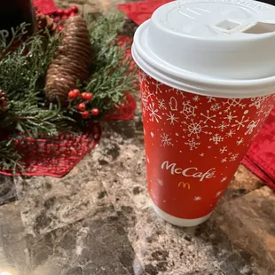 Holiday cups