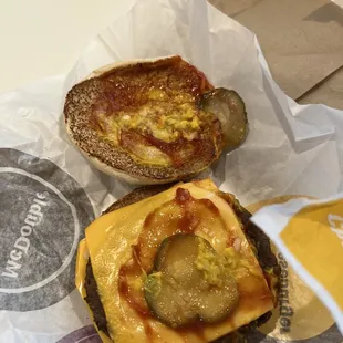 Double Cheeseburger way too much sauce