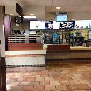 the inside of a fast food restaurant