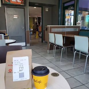 the inside of a fast food restaurant