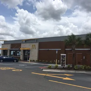 the front of a mcdonald's restaurant